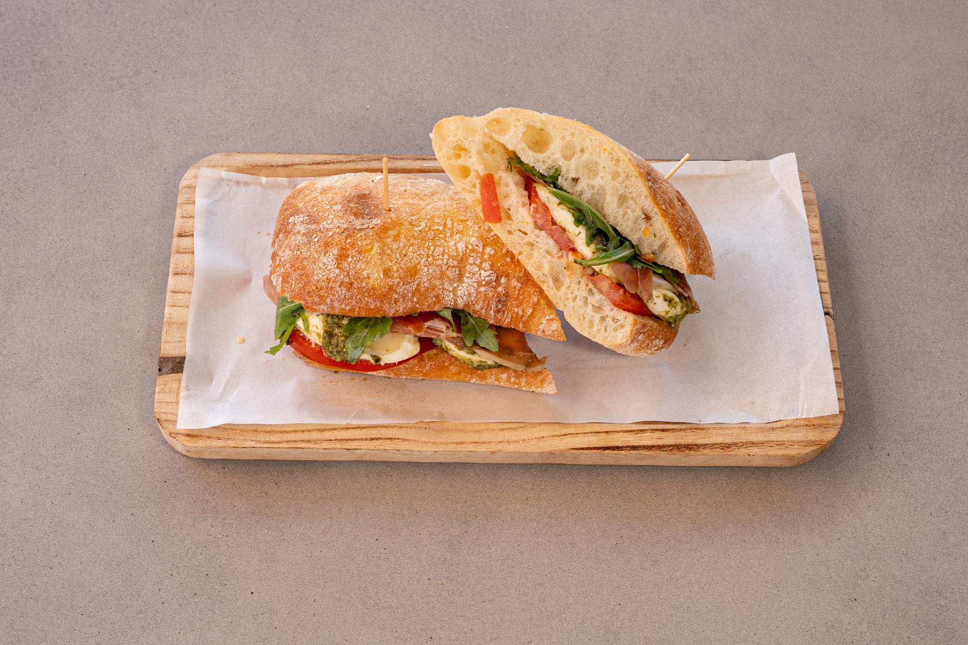 CIABATTA PROSCIUTTO MOZZARELLA